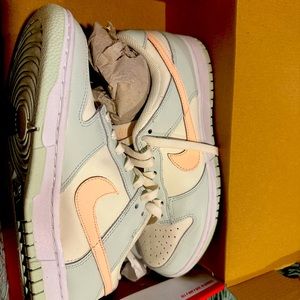 Nike Dunks